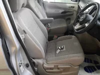 Nissan SERENA лот № 30053 оценка 4  с аукциона в Японии 7