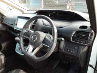 Nissan SERENA лот № 30024 оценка 4.5  с аукциона в Японии 6