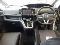 Nissan SERENA лот № 30063 оценка 4  с аукциона в Японии 7