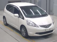 Honda FIT лот № 30017 оценка 3.5  с аукциона в Японии 4