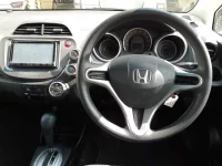 Honda FIT лот № 30017 оценка 3.5  с аукциона в Японии 8