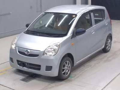 Daihatsu MIRA  с аукциона в Японии