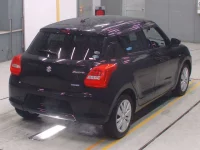 Suzuki SWIFT лот № 30050 оценка 4  с аукциона в Японии 1