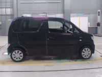 Suzuki WAGON R лот № 30055 оценка 3.5  с аукциона в Японии 2