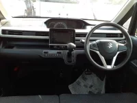 Suzuki WAGON R лот № 30055 оценка 3.5  с аукциона в Японии 8