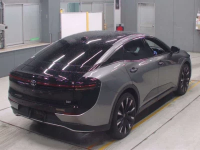 Toyota CROWN CROSSOVER  с аукциона в Японии