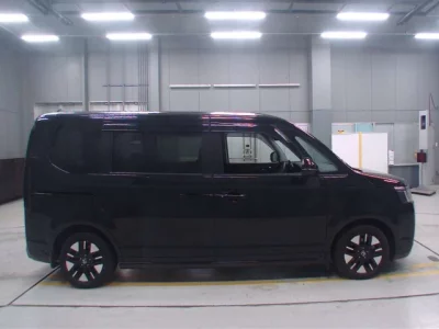 Honda STEP WAGON  с аукциона в Японии