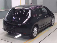 Nissan LEAF лот № 30298 оценка 4  с аукциона в Японии 1