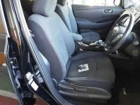 Nissan LEAF лот № 30298 оценка 4  с аукциона в Японии 7