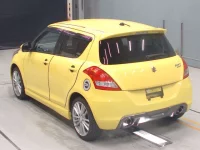 Suzuki SWIFT лот № 30283 оценка 4  с аукциона в Японии 5