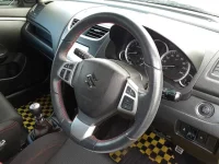 Suzuki SWIFT лот № 30283 оценка 4  с аукциона в Японии 6