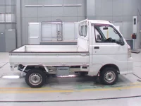 Daihatsu HIJET TRUCK лот № 30322 оценка 4  с аукциона в Японии 2
