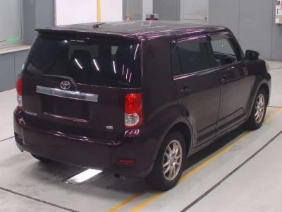 Toyota COROLLA RUMION  с аукциона в Японии