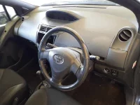 Toyota VITZ лот № 30373 оценка 3.5  с аукциона в Японии 6