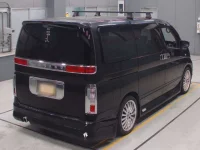Nissan ELGRAND лот № 30376 оценка R  с аукциона в Японии 1