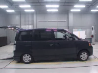 Toyota VOXY лот № 30380 оценка RA  с аукциона в Японии 2