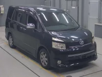 Toyota VOXY лот № 30419 оценка R  с аукциона в Японии 4