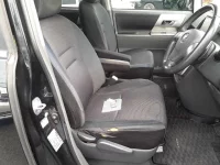 Toyota VOXY лот № 30419 оценка R  с аукциона в Японии 7