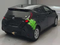 Toyota AQUA лот № 83 оценка R  с аукциона в Японии 1