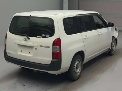 Toyota PROBOX  с аукциона в Японии