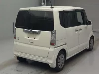 Honda N BOX лот № 3007 оценка R  с аукциона в Японии 1