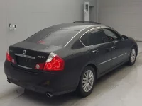 Nissan FUGA лот № 4068 оценка 3.5  с аукциона в Японии 1