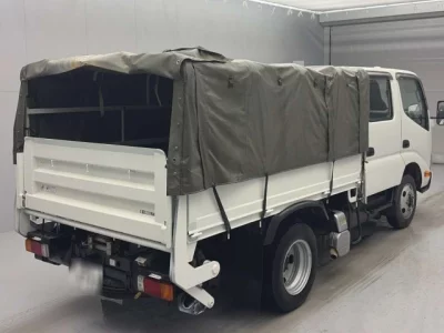 Toyota DYNA  с аукциона в Японии