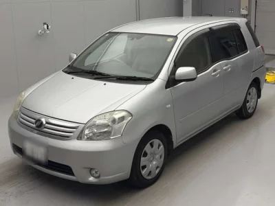Toyota RAUM