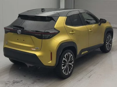 Toyota YARIS CROSS  с аукциона в Японии