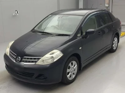 Nissan Tiida Latio