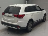 Mitsubishi OUTLANDER лот № 162 оценка R  с аукциона в Японии 1