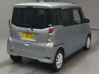 Nissan DAYZ ROOX лот № 3205 оценка 4  с аукциона в Японии 1