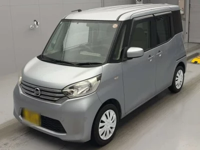 Nissan DAYZ ROOX  с аукциона в Японии