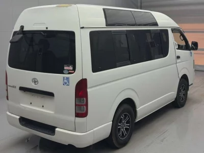 Toyota REGIUS ACE VAN