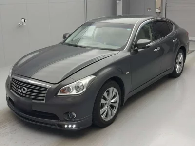 Nissan FUGA  с аукциона в Японии