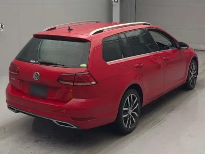 Volkswagen GOLF VARIANT