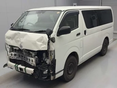 Toyota HIACE VAN  с аукциона в Японии