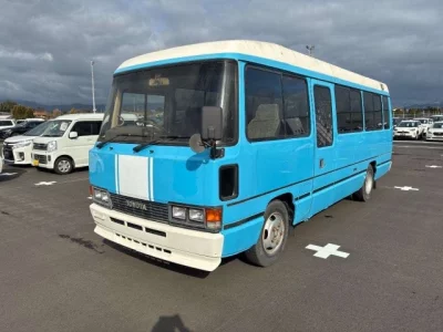 Toyota COASTER