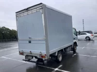 Toyota DYNA лот № 63520 оценка 3  с аукциона в Японии 1