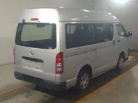Toyota HIACE VAN лот № 62006 оценка RA  с аукциона в Японии 1