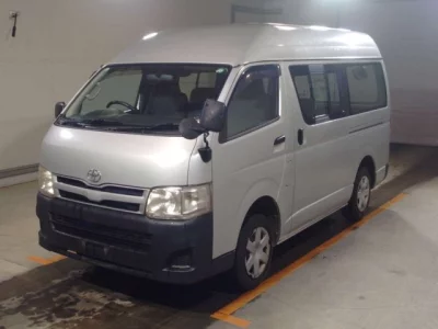 Toyota HIACE VAN  с аукциона в Японии
