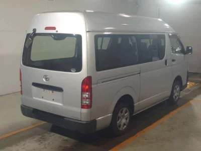 Toyota HIACE VAN  с аукциона в Японии