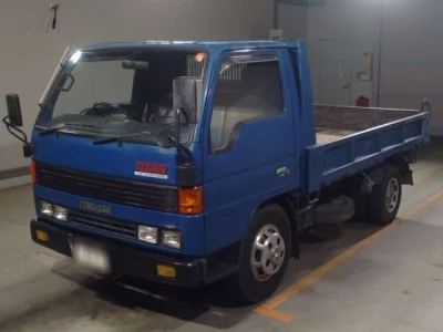 Mazda TITAN  с аукциона в Японии