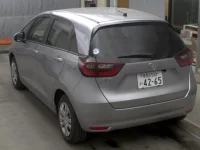 Honda FIT лот № 6007 оценка R  с аукциона в Японии 1