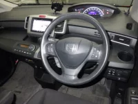 Honda FREED лот № 3043 оценка 3.5  с аукциона в Японии 2