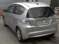 Honda FIT лот № 3044 оценка R  с аукциона в Японии 1