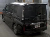 Honda STEP WAGON лот № 3087 оценка 4  с аукциона в Японии 1
