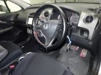 Honda STREAM лот № 3094 оценка 3.5  с аукциона в Японии 2