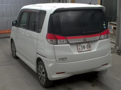 Mitsubishi DELICA D2