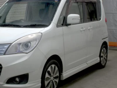 Mitsubishi DELICA D2